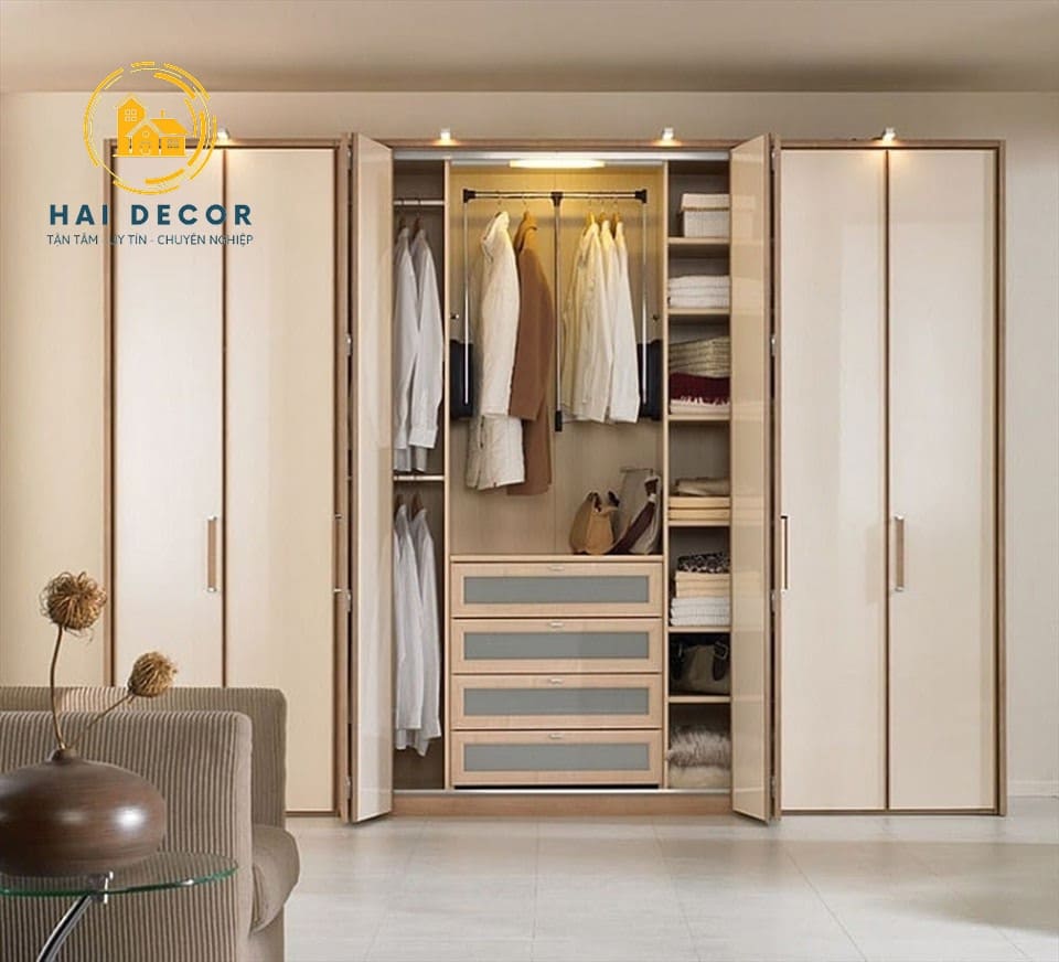 Tủ quần áo cho phòng ngủ nhỏ